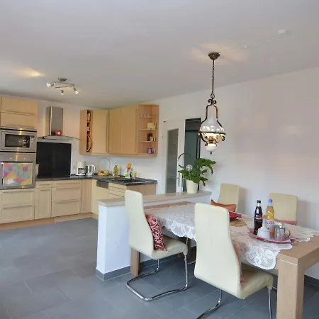 Cozy Apartment In Wichenstein With Large Garden
