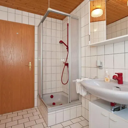 Lägenhet Cozy Apartment In Wichenstein With Large Garden